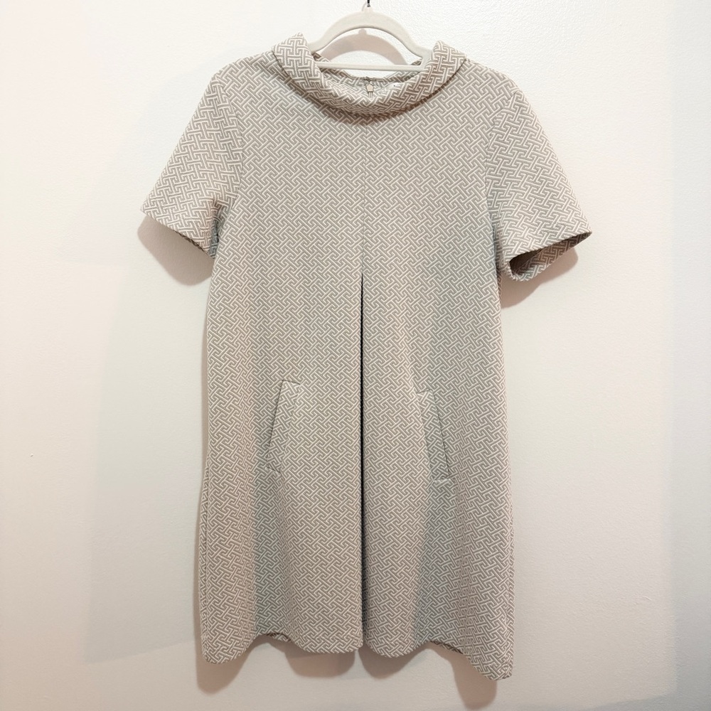 Tyler Böe Textured Knit Shift Dress Collared Pockets Beige Medium